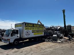 Best Retail Junk Removal  in Hodgkins, IL